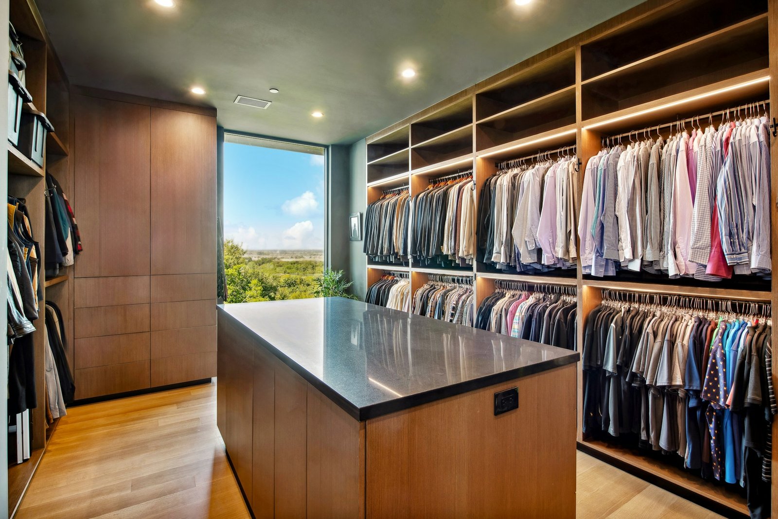 Luxury fitted wardrobes